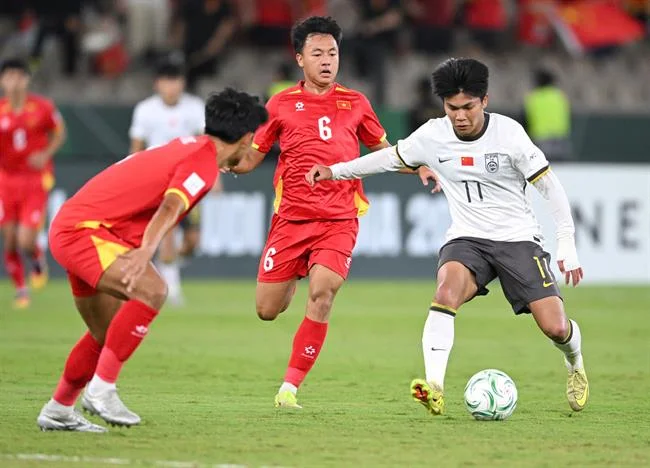 Hình ảnh đội ngũ 678win nhà cái làm việc chuyên nghiệp